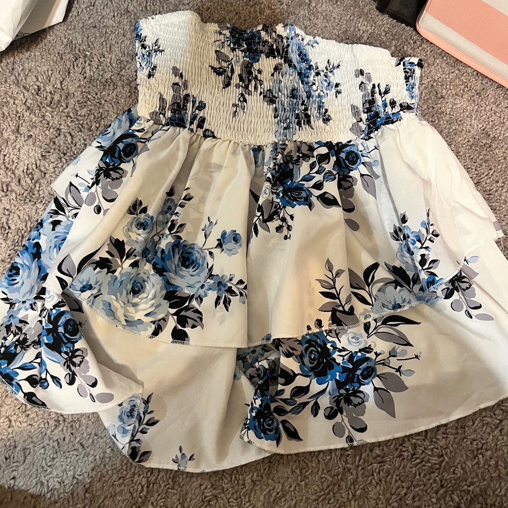 Strapless  floral shirt